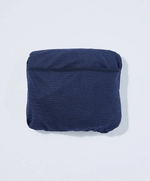 penguin BY MUNSINGWEAR(ペンギン バイ マンシングウェア)の「STYLE 2250 Nylon stretch jacket(ナイロンジャケット・メンズ・ネイビー/グリーン/レッド/ブラック・M/L/XL)」の14枚目の写真