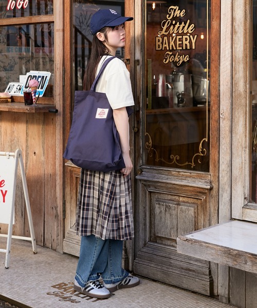 forksy.（フォルクシー）の「【The Little BAKERY TOKYO × forksy.】アソート柄 ロゴ / フォトプリント リンガー半袖TEE（Tシャツ/カットソー・レディース・ピンク/アイボリー/ネイビー/杢グレー・FREE）」の21枚目の写真