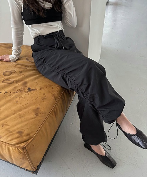 WILLFULLY（ウィルフリー）の「side gather drawstring PT（その他パンツ・レディース・ブラック/ストーン/ホワイト系その他・FREE）」の3枚目の写真