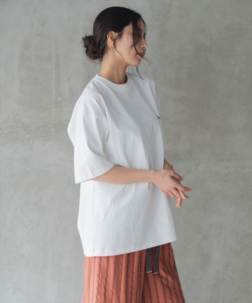 AMERICAN RAG CIE（アメリカンラグシー）の「for BAYFLOW リピートロゴショートスリーブTシャツ（Tシャツ/カットソー・レディース・ブラック/ホワイト・L/M）」の7枚目の写真