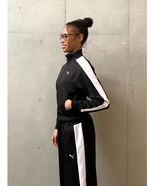 PUMA(プーマ)の「PUMA プーマ ウィメンズ T7 オールウェイズ オン ショート トラック ジャケ(ジャージ・レディース・ベージュ系その他/ブラック・MEDIUM/LARGE/X-LARGE/SMALL)」の8枚目の写真