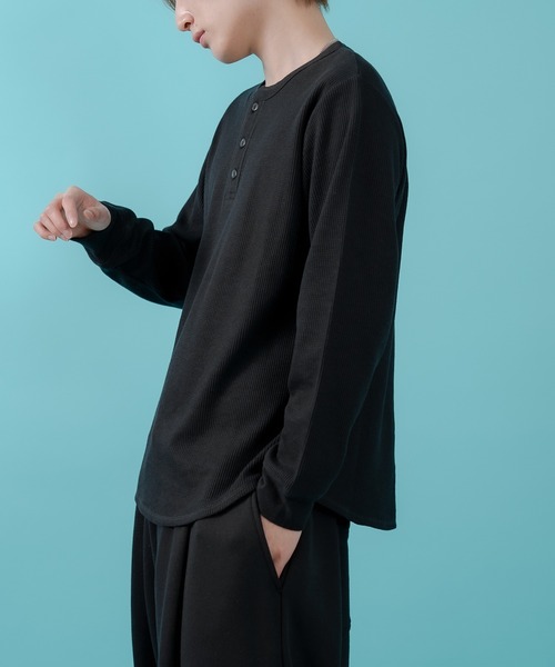 SIDEWAY STANCE(サイドウェイスタンス)の「【SIDEWAY STANCE】ワッフル ヘンリー ネック 長袖Tシャツ(Tシャツ/カットソー・メンズ・ホワイト/ブラック/杢グレー・X-LARGE/LARGE/MEDIUM/SMALL)」の10枚目の写真