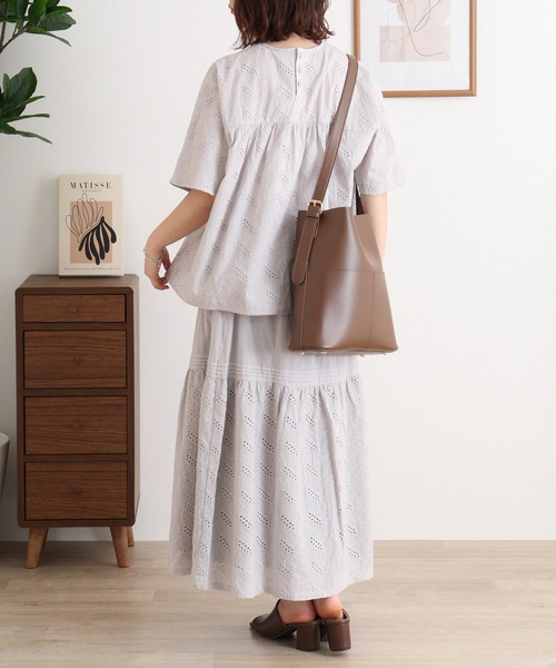 Emago(イマゴ)の「EMAGO 透かし刺繍スカート(スカート・レディース・グレー/ラベンダー/グリーン・FREE)」の20枚目の写真