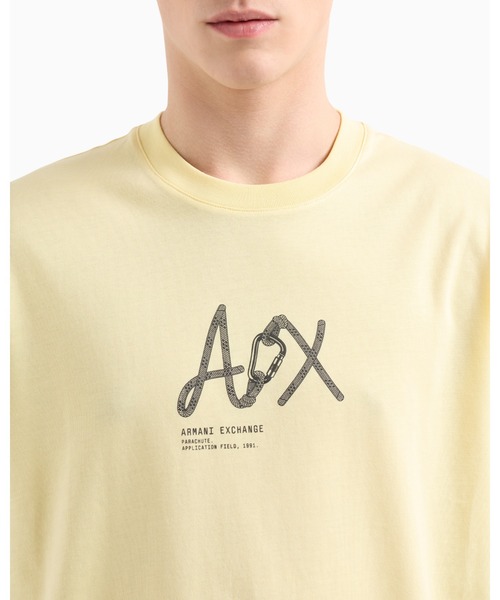 ARMANI EXCHANGE（アルマーニエクスチェンジ）の「【A|X アルマーニ エクスチェンジ】AXロゴ 半袖クルーネックTシャツ/REGULAR+（Tシャツ/カットソー・メンズ・ライトイエロー/ブラック・LARGE/MEDIUM/SMALL/X-LARGE/X-SMALL/XX-LARGE）」の4枚目の写真