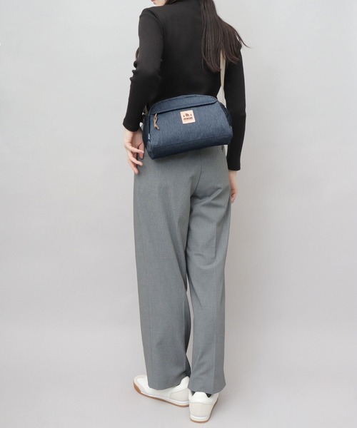 moz(モズ)の「撥水加工 ナイロン 半円型 ラウンドミニショルダーバッグ アウトドアシリーズ(ショルダーバッグ・レディース・グレー/ブルー/ブラック・FREE)」の15枚目の写真