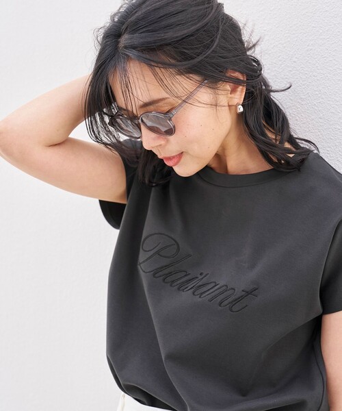 UNFILO(アンフィーロ)の「【新色追加】BEAUTY FORM-Tコットン ロゴフレンチT(Tシャツ/カットソー・レディース・ホワイト系2/ホワイト系1/ライトグレー系1/ベージュ系1/ネイビー系1/グレー系1/ホワイト系3/ライトグレー系2/ダークブラウン系3/ブラック系2・X-LARGE/XX-LARGE)」の14枚目の写真