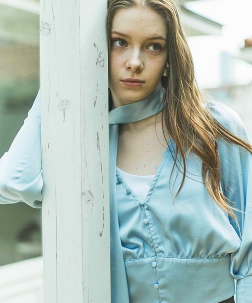 Luan(ルアン)の「【Luan】BOWTIE BLOUSE/ボウタイブラウス(シャツ/ブラウス・レディース・ブルー/ホワイト・FREE)」の2枚目の写真