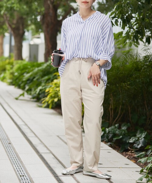 coen(コーエン)の「【接触冷感】やみつきストレッチパンツ(WEB限定サイズ)(スラックス・レディース・コバルトブルー/ネイビー/ダークブラウン/ナチュラル/ブラック・S/M/L/XL)」の14枚目の写真