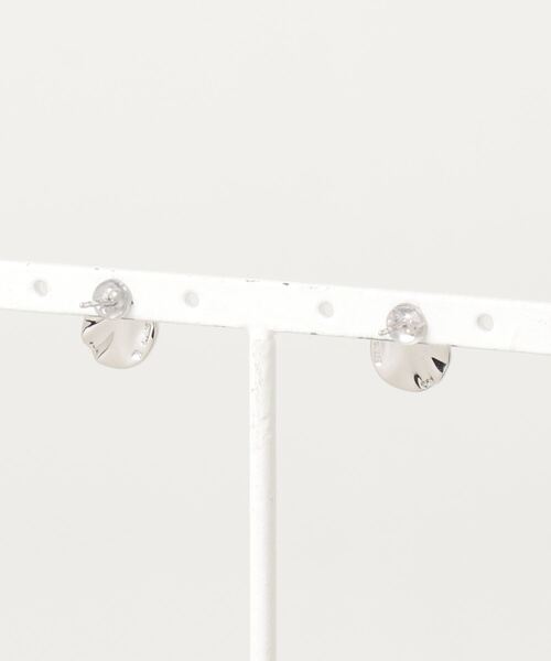 VENDOME AOYAMA(ヴァンドーム青山)の「シルバー ダイヤモンド ピアス(ピアス(両耳用)・レディース・シルバー・ONE SIZE)」の5枚目の写真