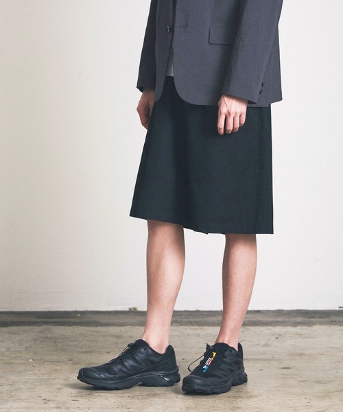 Magine（マージン）の「ワイドチノショーツ（チノパンツ・メンズ・グレー/ブラック/ダークネイビー/ダークベージュ・マルチサイズ）」の6枚目の写真