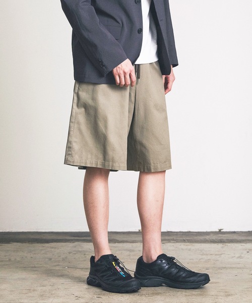 Magine（マージン）の「ワイドチノショーツ（チノパンツ・メンズ・グレー/ブラック/ダークネイビー/ダークベージュ・マルチサイズ）」の13枚目の写真