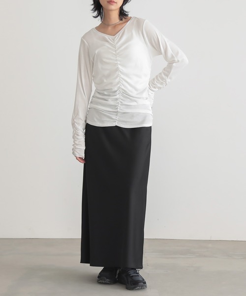 for/c(フォーシー)の「シャーリングシアートップス【サスティナブル】(Tシャツ/カットソー・レディース・ブラック/オフホワイト/ブルー・M/L)」の21枚目の写真