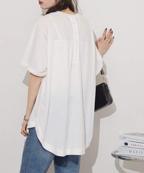 mitis(ミティス)の「mitis 冷感カノコ バックへンリーラグランプルオーバー(Tシャツ/カットソー・レディース・ブラック/オフホワイト/ブルー/チャコール/カーキ/マスタード・M)」の1枚目の写真