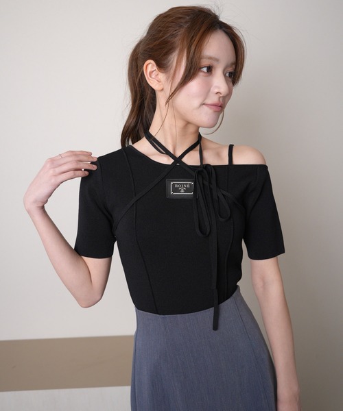 LIPSERVICE(リップサービス)の「プレートチョーカーハーフニット(ニット/セーター・レディース・ブラック/ホワイト/ピンク・FREE)」の1枚目の写真