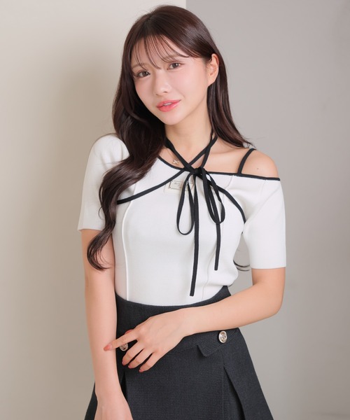 LIPSERVICE(リップサービス)の「プレートチョーカーハーフニット(ニット/セーター・レディース・ブラック/ホワイト/ピンク・FREE)」の5枚目の写真