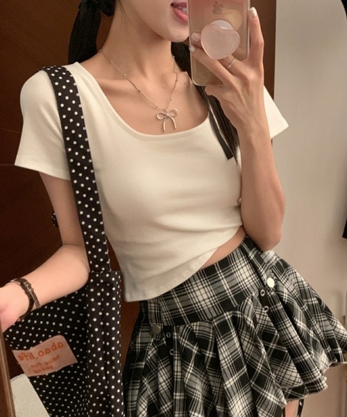 gossip！ロサンゼルス（ゴシップロサンゼルス）の「Y2KバタフライカットアウトバックUネックTシャツ（パッド付き）（Tシャツ/カットソー・レディース・ブラック/ホワイト/レッド・FREE）」の16枚目の写真