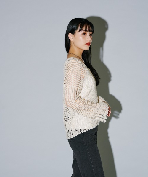 terrace(テラス)の「綿100% カギ針ロングスリーブプルオーバー(Tシャツ/カットソー・レディース・ブラック/キナリ・MEDIUM)」の19枚目の写真