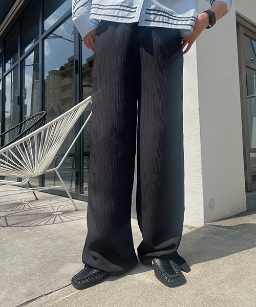 WILLFULLY(ウィルフリー)の「crepe hem slit relax PT(その他パンツ・レディース・ブラック/ブラウン/ホワイト系その他・FREE)」の15枚目の写真