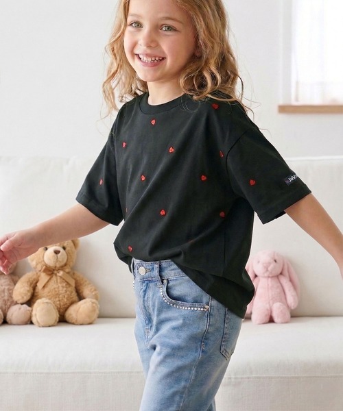 Java（ジャバ）の「《JaVaジャバコラボ》夏のカジュアルに、大人の“可愛い”をプラス。ミニハート刺繍Tシャツ（半袖）（Tシャツ/カットソー・レディース・ホワイト×レッド/ホワイト×ブラック/チャコールグレー/グレイッシュベージュ/ネイビー・X-LARGE/SMALL/MEDIUM/LARGE）」の15枚目の写真