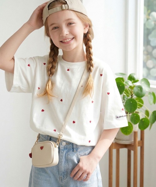 Java（ジャバ）の「《JaVaジャバコラボ》夏のカジュアルに、大人の“可愛い”をプラス。ミニハート刺繍Tシャツ（半袖）（Tシャツ/カットソー・レディース・ホワイト×レッド/ホワイト×ブラック/チャコールグレー/グレイッシュベージュ/ネイビー・X-LARGE/SMALL/MEDIUM/LARGE）」の19枚目の写真