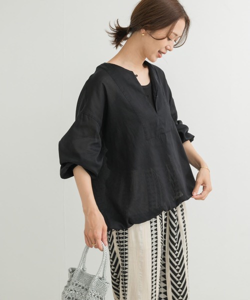 URBAN RESEARCH DOORS（アーバンリサーチドアーズ）の「リネンブレンドドロストチュニック（チュニック・レディース・オフホワイト/ナチュラル/スミクロ・MEDIUM）」の2枚目の写真