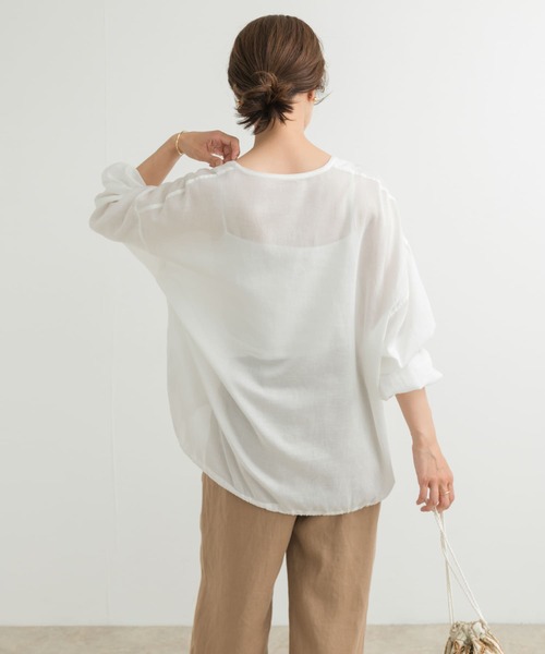 URBAN RESEARCH DOORS（アーバンリサーチドアーズ）の「リネンブレンドドロストチュニック（チュニック・レディース・オフホワイト/ナチュラル/スミクロ・MEDIUM）」の6枚目の写真