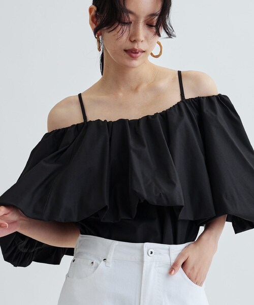 GALLEST（ギャレスト）の「ボリュームオフショルブラウス（シャツ/ブラウス・レディース・ホワイト/グリーン/ベージュ/ブラック・38）」の3枚目の写真