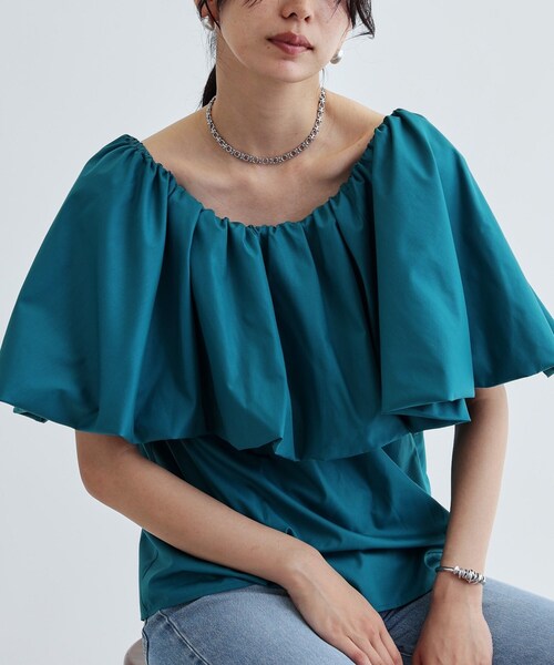 GALLEST（ギャレスト）の「ボリュームオフショルブラウス（シャツ/ブラウス・レディース・ホワイト/グリーン/ベージュ/ブラック・38）」の8枚目の写真