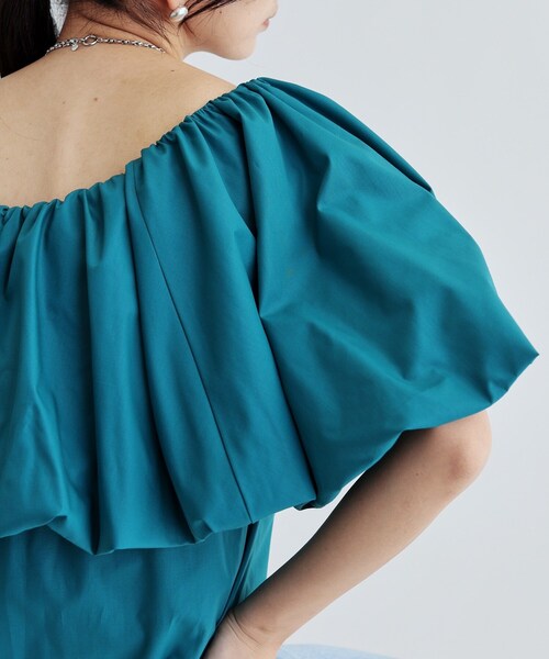 GALLEST（ギャレスト）の「ボリュームオフショルブラウス（シャツ/ブラウス・レディース・ホワイト/グリーン/ベージュ/ブラック・38）」の10枚目の写真