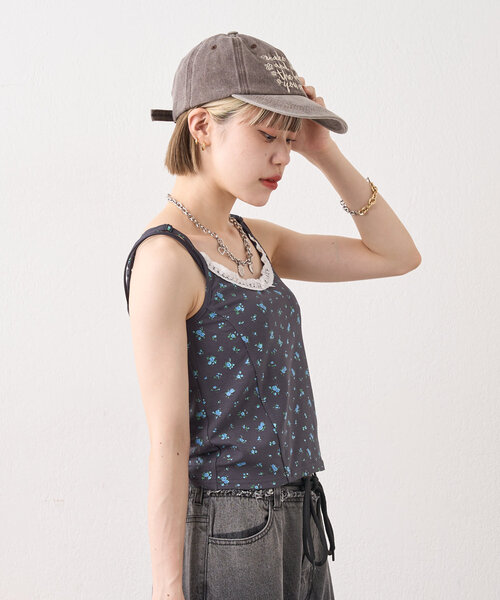 w closet（ダブルクローゼット）の「小花レースキャミ（キャミソール・レディース・アイボリー/チャコールグレー/グレー・FREE）」の13枚目の写真