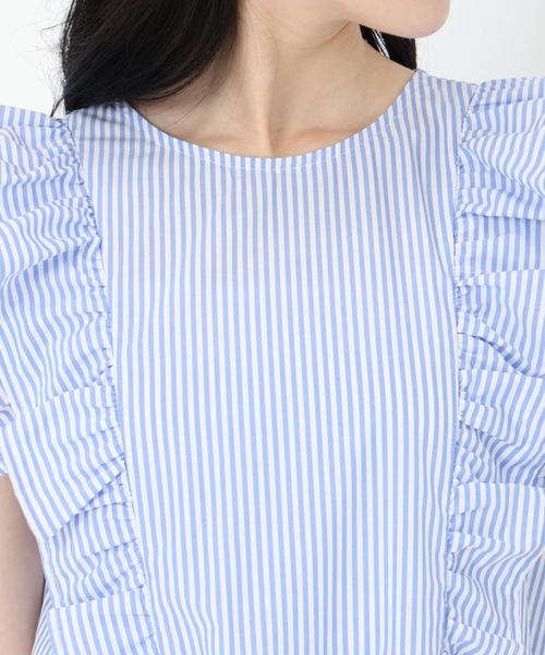 STRAWBERRY-FIELDS(ストロベリーフィールズ)の「シルキーストライプ_フリルスリーブペプラムブラウス(Tシャツ/カットソー・レディース・ネイビー系/ストライプ/ブラック・2)」の4枚目の写真