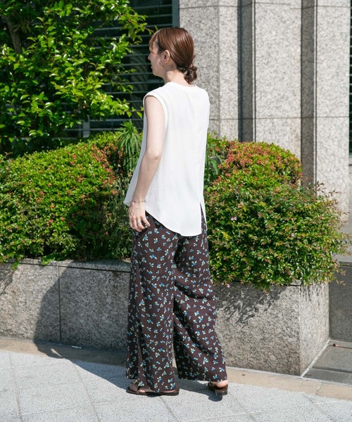 ITEMS URBANRESEARCH(アイテムズ アーバンリサーチ)の「ジョーゼットノースリーブトップス(Tシャツ/カットソー・レディース・ホワイト/ピンク/ブラック・FREE)」の8枚目の写真