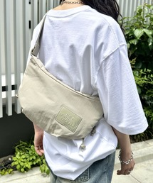予約商品】ショルダーバッグ（ベージュ系・ナイロン