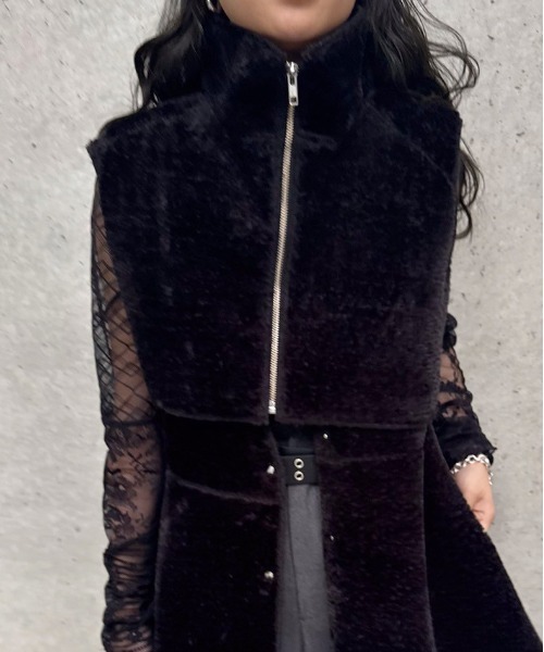 Ameri（アメリ）の「BOA HIGH NECK BOLERO（カーディガン/ボレロ・レディース・ブラック/カーキ/グレイッシュベージュ・FREE）」の2枚目の写真