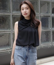 anuans（アニュアンス）の「2wayスリーブレースドッキングブラウス