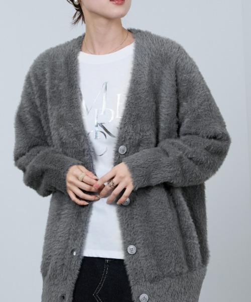 NAVY（ネイビー）の「ふわふわした柔らかな肌さわりのフェザーヤーンロングカーディガン（カーディガン/ボレロ・レディース・グリーン/ベージュ/オレンジ/チャコールグレー・FREE）」の6枚目の写真