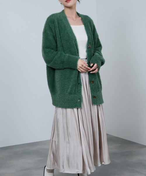 NAVY（ネイビー）の「ふわふわした柔らかな肌さわりのフェザーヤーンロングカーディガン（カーディガン/ボレロ・レディース・グリーン/ベージュ/オレンジ/チャコールグレー・FREE）」の15枚目の写真