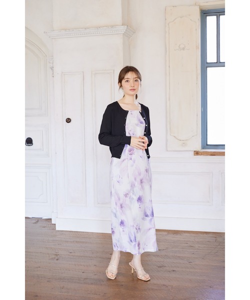 tocco closet(トッコ クローゼット)の「クリアビジュー釦カーディガン(Tシャツ/カットソー・レディース・ブラック/ピンクベージュ/オフホワイト/ブルー・M)」の11枚目の写真