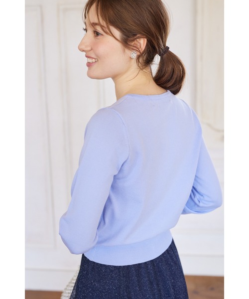 tocco closet(トッコ クローゼット)の「クリアビジュー釦カーディガン(Tシャツ/カットソー・レディース・ブラック/ピンクベージュ/オフホワイト/ブルー・M)」の20枚目の写真