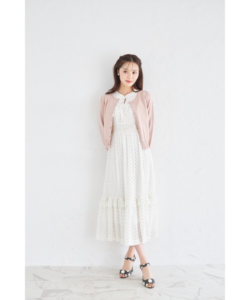tocco closet(トッコ クローゼット)の「クリアビジュー釦カーディガン(Tシャツ/カットソー・レディース・ブラック/ピンクベージュ/オフホワイト/ブルー・M)」の22枚目の写真