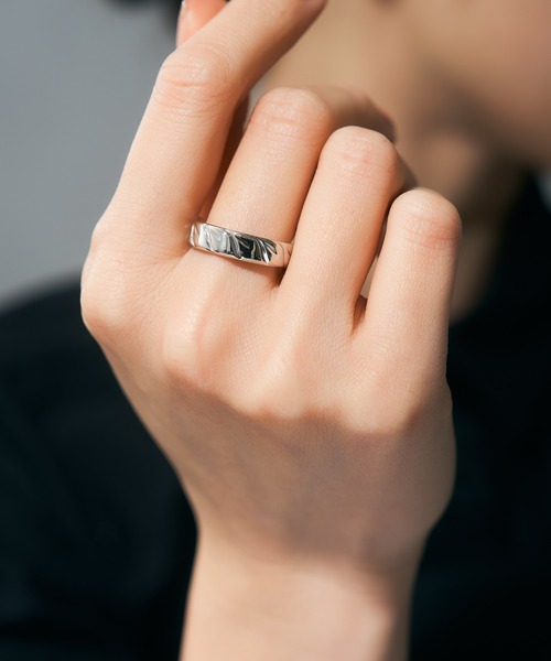 Jewel closet by L&Co.(ジュエルクローゼットバイエルアンドコー)の「プラチナ リング(リング・レディース・プラチナム・13号/15号/11号)」の3枚目の写真