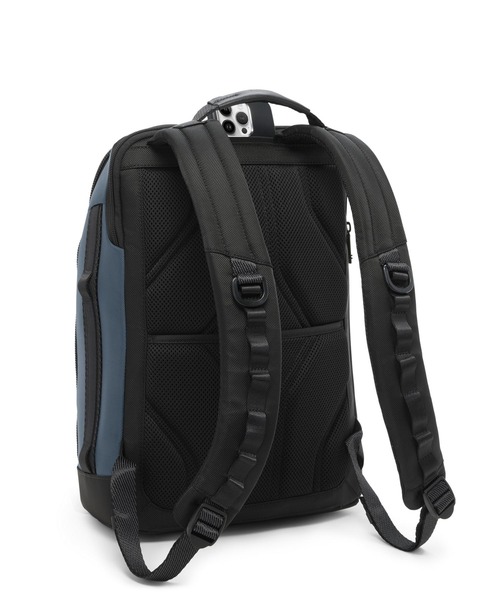 TUMI(トゥミ)の「ALPHA BRAVO 「ダイナミック」バックパック(A4/PC15インチまで対応)(バックパック/リュック・メンズ・グレイッシュブルー・FREE)」の4枚目の写真