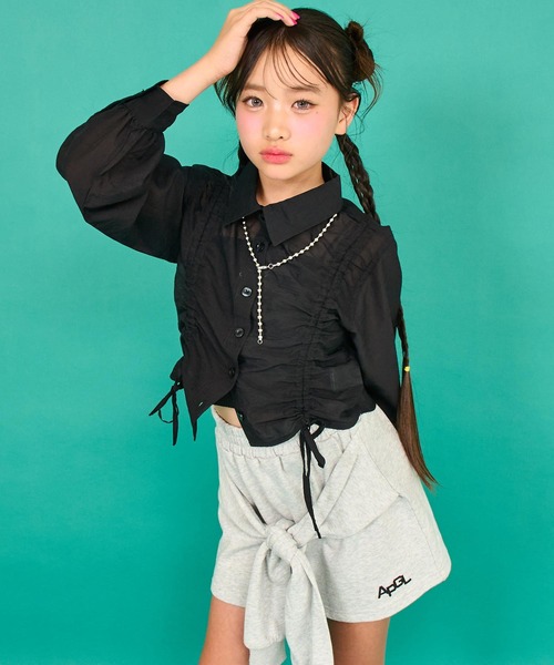 ANAP GiRL(アナップガール)の「シャーリング シアー デザイン クロップド シャツ(シャツ/ブラウス・キッズ・ホワイト/ホワイト×ブラック/ブラック/サックスブルー・S/M/XS)」の7枚目の写真