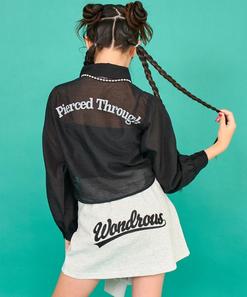 ANAP GiRL(アナップガール)の「シャーリング シアー デザイン クロップド シャツ(シャツ/ブラウス・キッズ・ホワイト/ホワイト×ブラック/ブラック/サックスブルー・S/M/XS)」の8枚目の写真