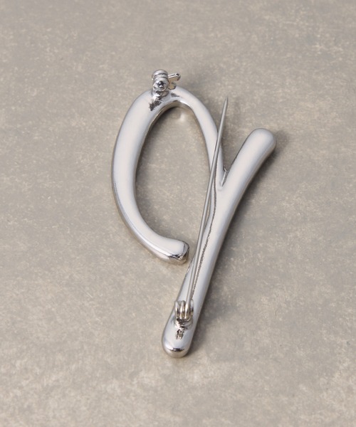 COLLAGE GALLARDAGALANTE（コラージュガリャルダガランテ）の「PAPILLONNER/Pロゴブローチ（ブローチ/コサージュ・レディース・シルバー/ゴールド・FREE）」の7枚目の写真