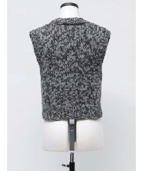 VEQUM（VEQUM）の「【VEQUM】HAND MIX KNIT VEST（ベスト・レディース・グレー/ブラウン・FREE）」の7枚目の写真