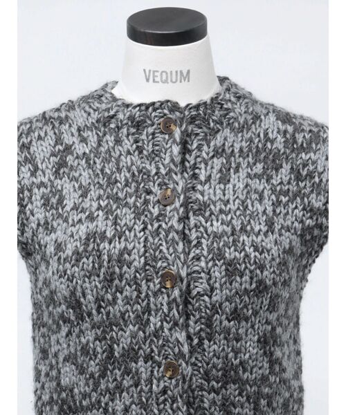 VEQUM（VEQUM）の「【VEQUM】HAND MIX KNIT VEST（ベスト・レディース・グレー/ブラウン・FREE）」の6枚目の写真