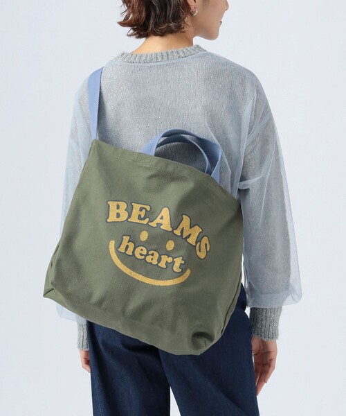 BEAMS HEART(ビームスハート)の「【7/9値下げ】スマイル カスレロゴ バッグ(A4サイズ収納可能)(トートバッグ・レディース・グレー/オリーブ/ホワイト系その他5/ブラウン系その他・ONE SIZE)」の4枚目の写真