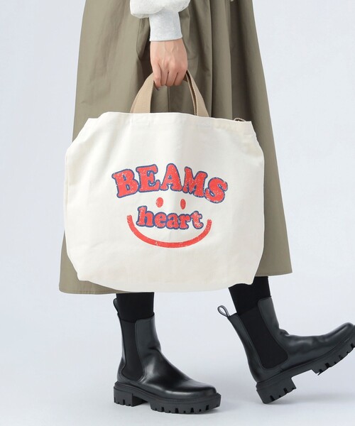 BEAMS HEART(ビームスハート)の「【7/9値下げ】スマイル カスレロゴ バッグ(A4サイズ収納可能)(トートバッグ・レディース・グレー/オリーブ/ホワイト系その他5/ブラウン系その他・ONE SIZE)」の6枚目の写真