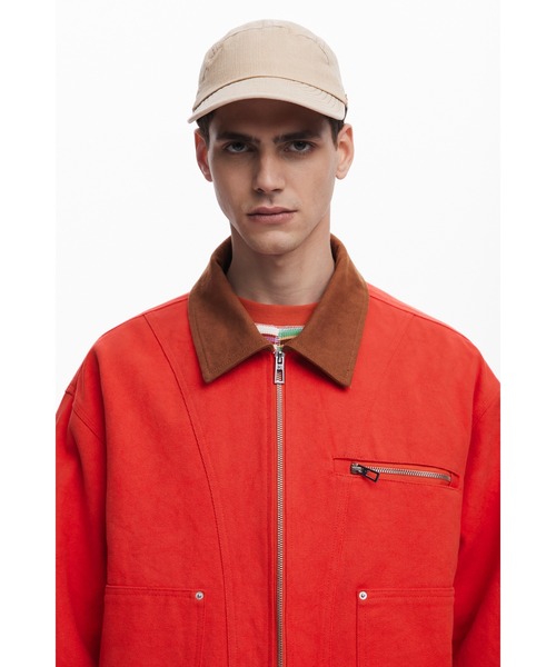 Desigual（デシグアル）の「コントラストカラーのジャケット（デニムジャケット・メンズ・レッド・S/M/L/XL）」の4枚目の写真